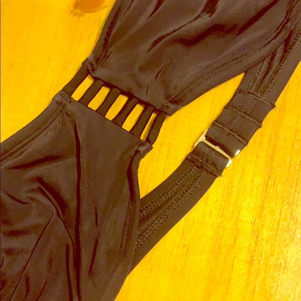 Black, strapless swim top